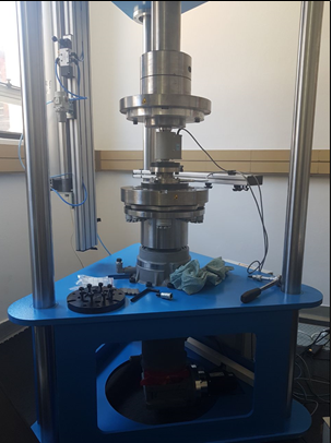 Square Drive Rotary Torque Transducer being calibrated.PNG